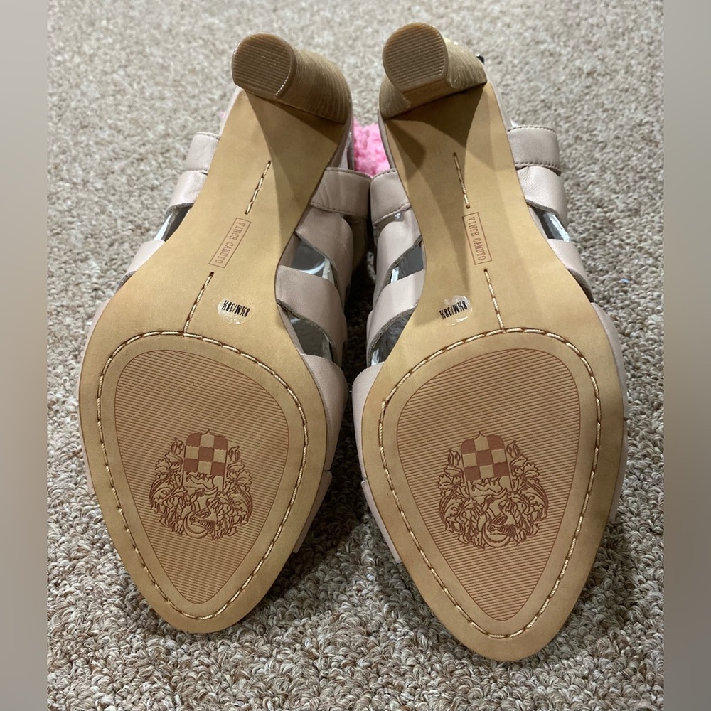 Vince Camuto Sandals - Picture 8 of 8